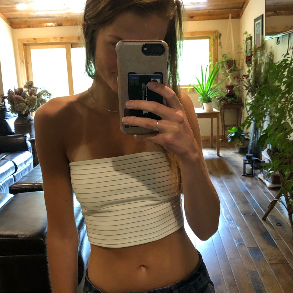 crop top